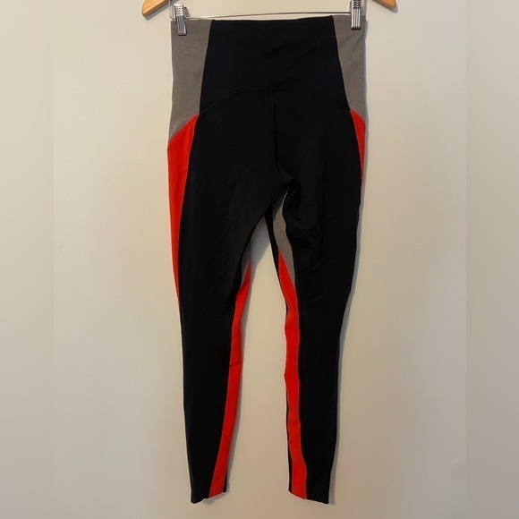 Athleta Crest Colorblock Tight Small - Picture 3 of 8
